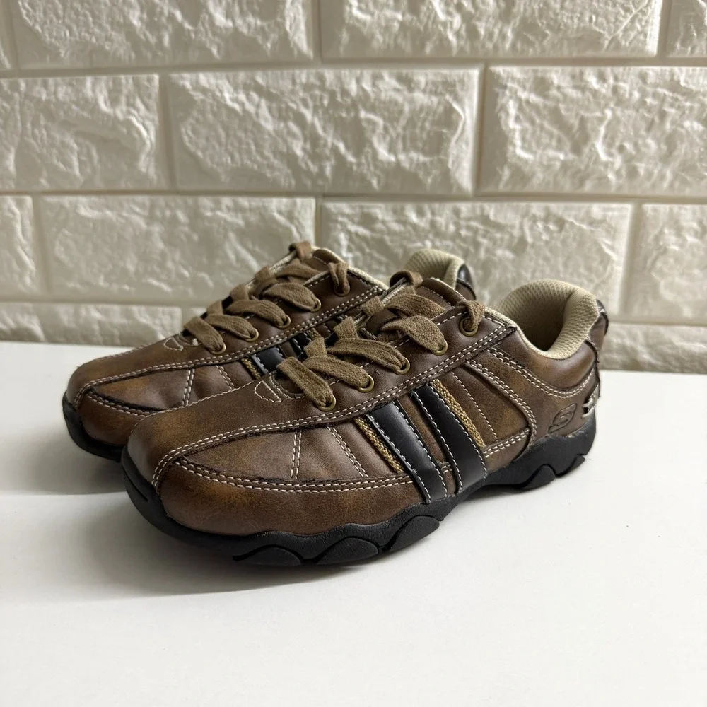 Skechers Sneakers Kids Size 1 Brown Excellent Lace Up Casual Sporty Shoes